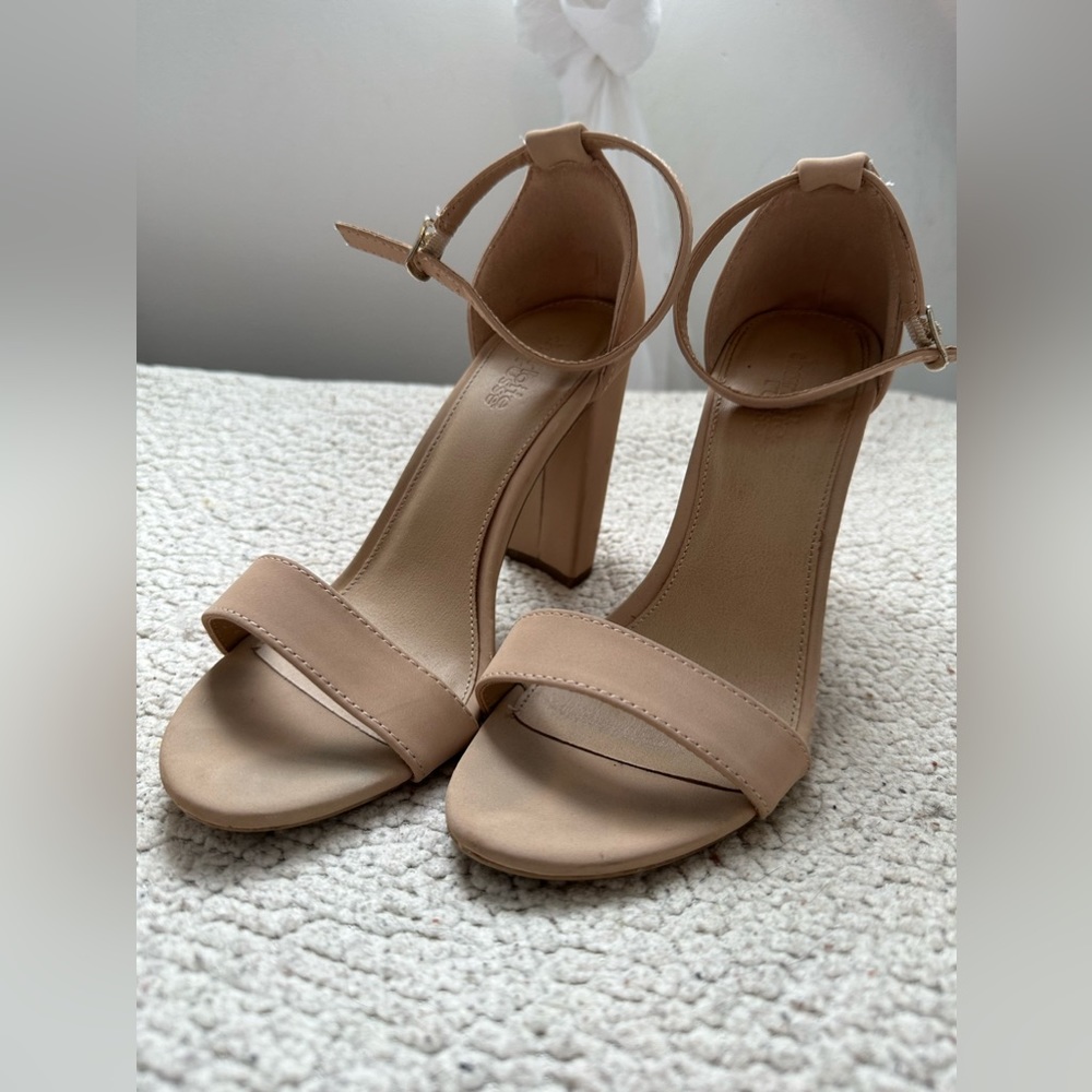 Nude heels